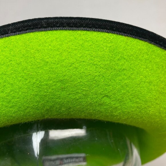 Vintage Felt Wool Hat Women Bright Green Black Velvet Brim Halloween Costume - Picture 12 of 14